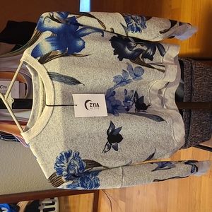 Women's Zyia Active Blue Floral Sweatshirt- XS